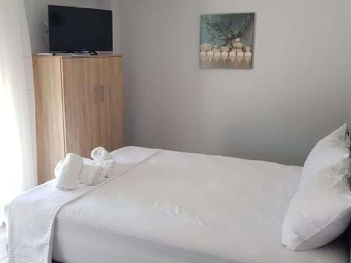 Blue Beach Apartments Офринио Экстерьер фото